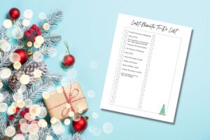 aqua background with red, white, and green Christmas decorations and a last-minute Christmas checklists.